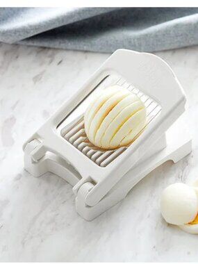 The Pampered Chef Brand Egg Slicer Plus NEW